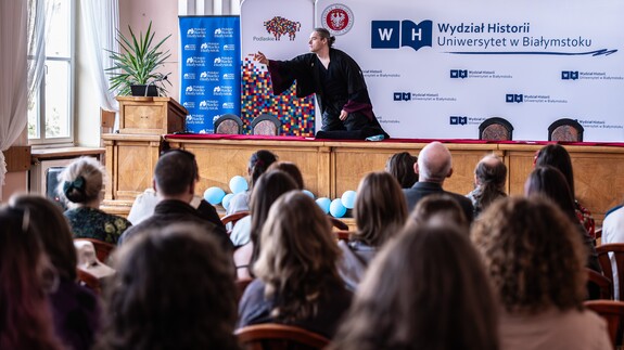 Dzień Azjatycki na Wydziale Historii UwB