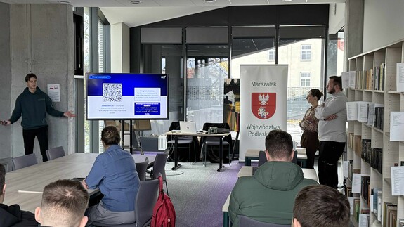 Zdjęcie z przeprowadzania szkoleń